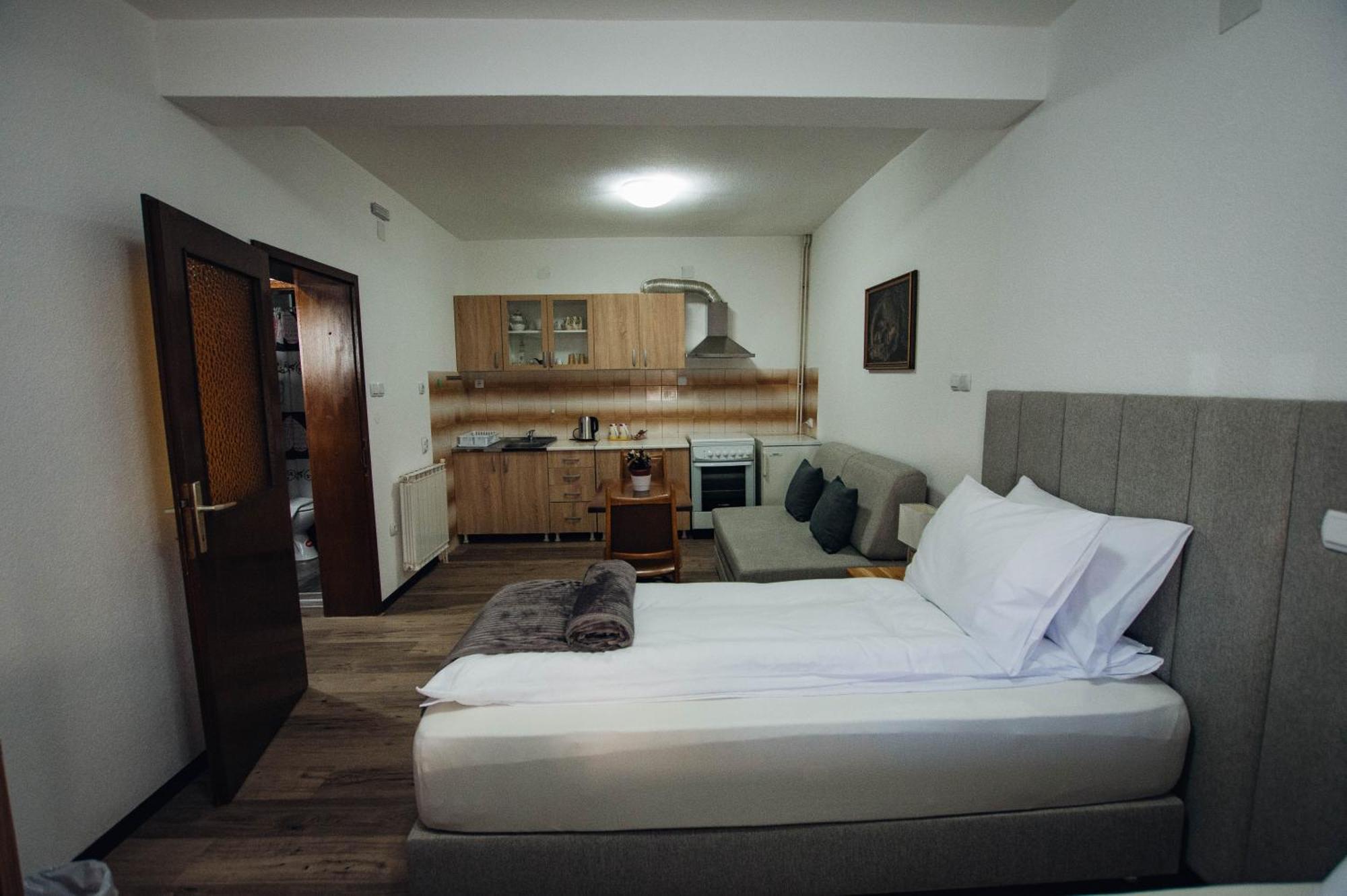Urban Studio Apartments Strumica Ngoại thất bức ảnh
